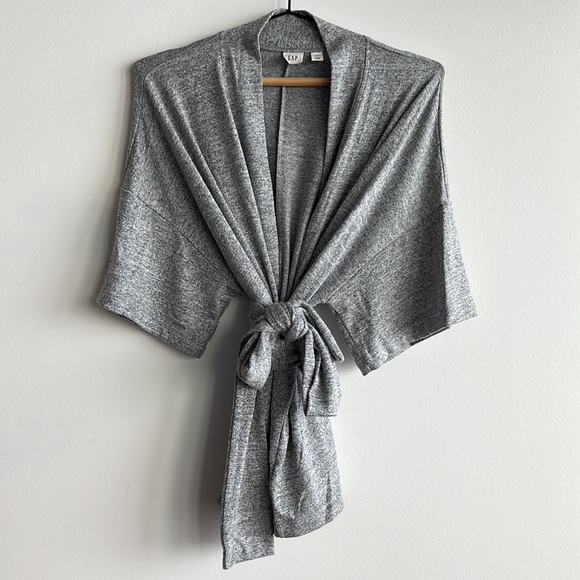 Gap short sleeve kimono wrap sweater - Picture 2 of 7